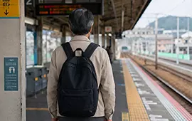 最寄り駅を出発
